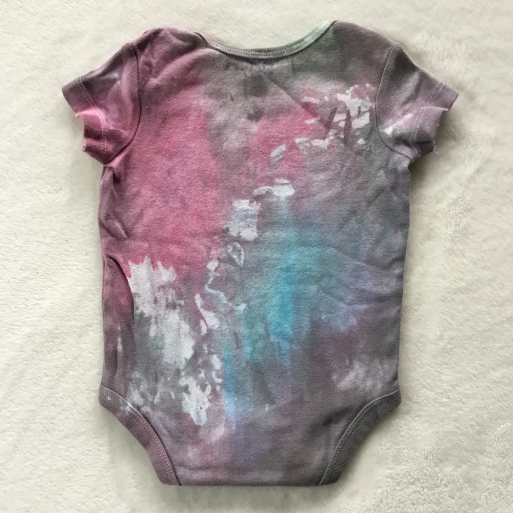 Made in vagina tie dyed onesie - Picture 4 of 4